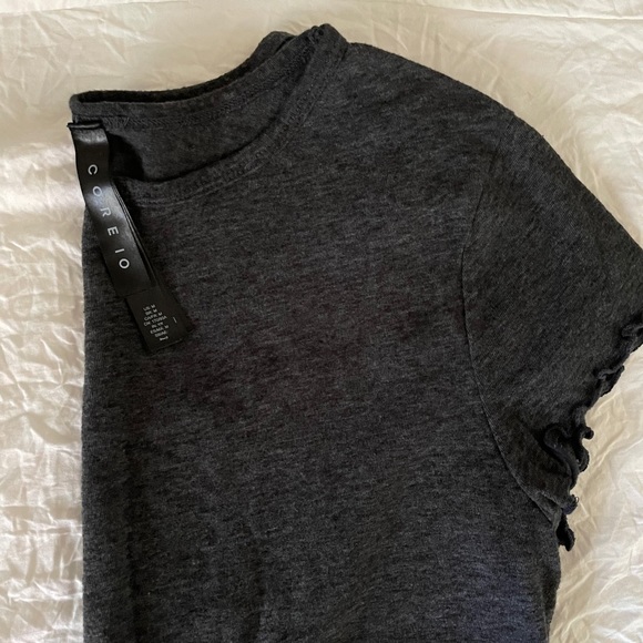 Crop top - Picture 3 of 3